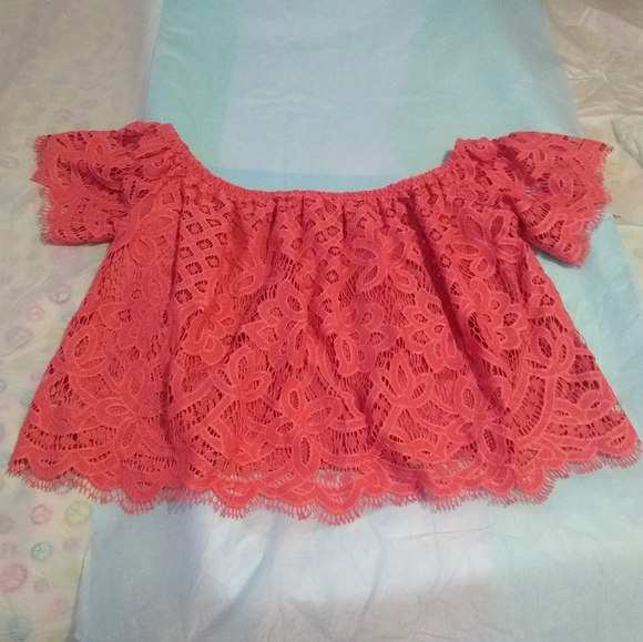 NWOT Express Lace Crop Top - Size S/P - Picture 4 of 8
